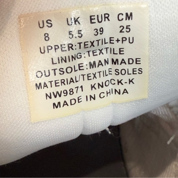 US POLO ASSN White Tennis Shoes Men’s Size 8 - Picture 12 of 12